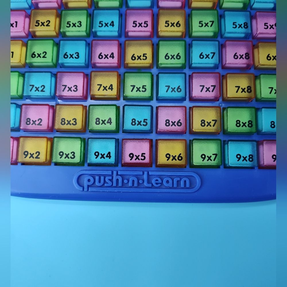 Push & Learn Colorful Multiplication Educational Learning Toy Blue VG - Picture 5 of 10